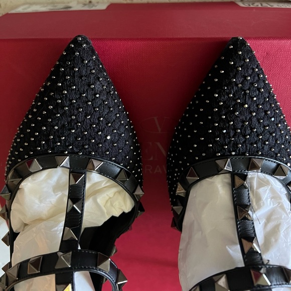 VALENTINO Rockstud T Strap Quilted Stud Pump (Size 40.5) - Picture 3 of 6